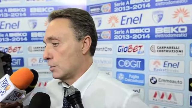 Brindisi VS Cantù il post partita di Pietro Aradori e Piero Bucchi смотреть онлайн