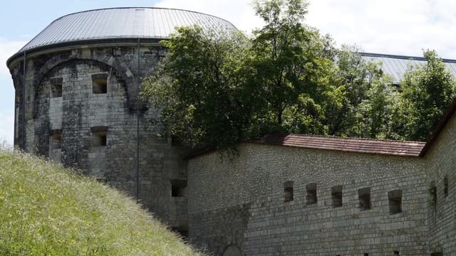 El CASTILLO MEDIEVAL explicado: cómo eran, partes y características? смотреть онлайн