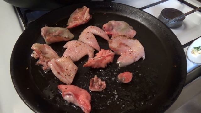 VLOG/ Домашние куры: пушкинские и бройлер голошейка. Готовим вкусняшки. Ошейники кошкам. смотреть онлайн