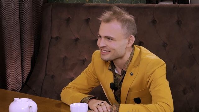(Анонс) "ТАМАДА ГОВОРИТ" - Денис Досаев смотреть онлайн