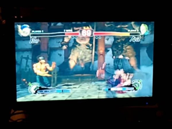 SSF4:AE - RED_VECTOR (Adon, Honda, Abel) vs Fidoskin (Yun) MFA 2011 Money Match part 3