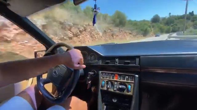 Mercedes Benz W124 E500 V8 M113