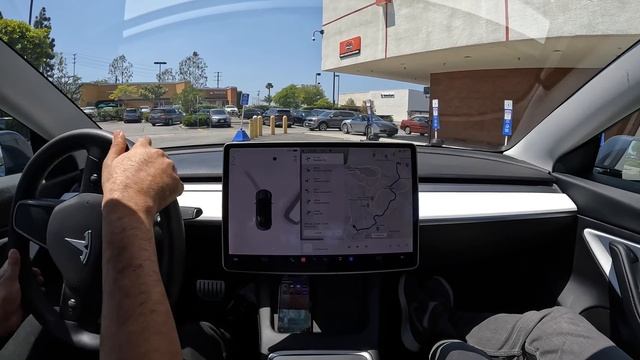 Raw 1x: Ride with Dad on FSD Beta 10.11.2 смотреть онлайн