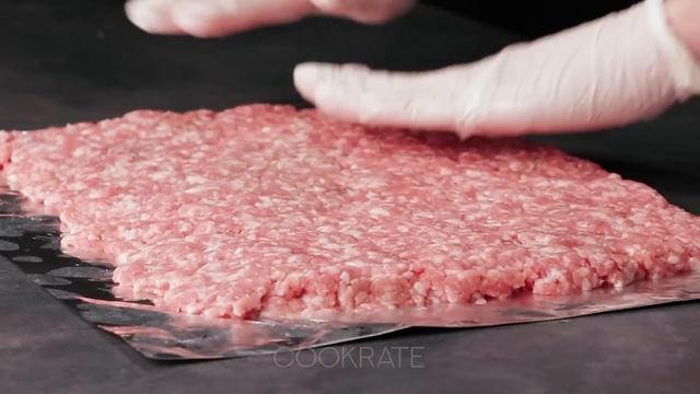 If you have minced meat and 6 eggs, you must try this special roulade! смотреть онлайн