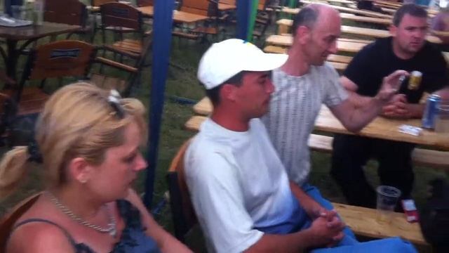 BMW-Фест 2011. Киев. Хоровое песнопение :) смотреть онлайн