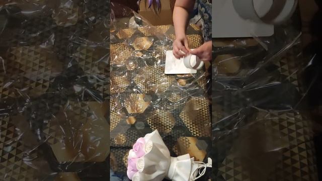 Простая упаковка букетов-светильников. Слюда+картон-подложка смотреть онлайн