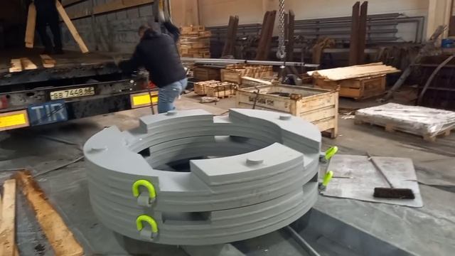 Мы уже дома, вливаемся в работу. смотреть онлайн