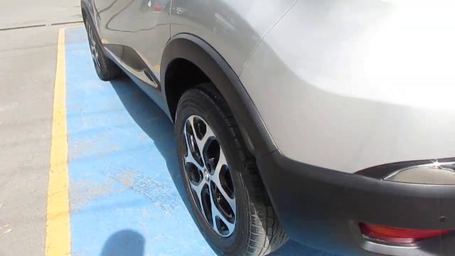 Renault Captur 2.0 Intens Automatico смотреть онлайн