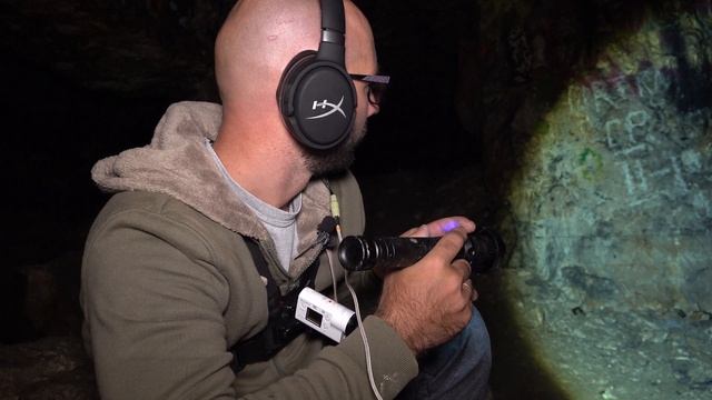 Пещера ПРИВОДЯЩАЯ В УЖАС 40 километров под землей ТАМ КТО-ТО ОБИТАЕТ