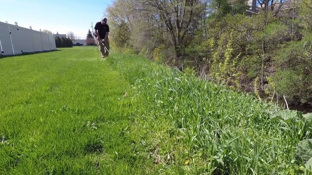 What You Need To Know Before Buying A Battery Powered String Trimmer | Toro Flex Force 60V 16" смотреть онлайн