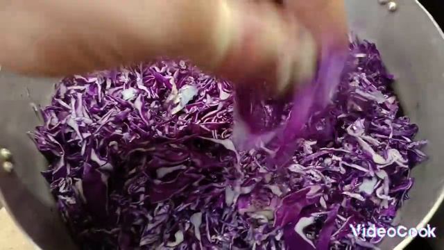 Борщ.Как приготовить вкусный борщ. Рецепт борща с КРАСНОЙ капустой смотреть онлайн