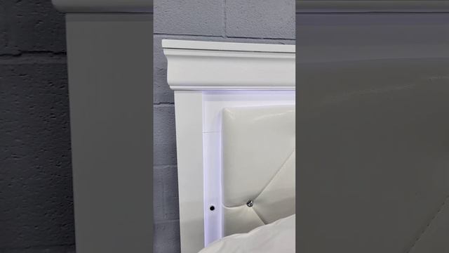 Amalfi White Bedroom Set смотреть онлайн