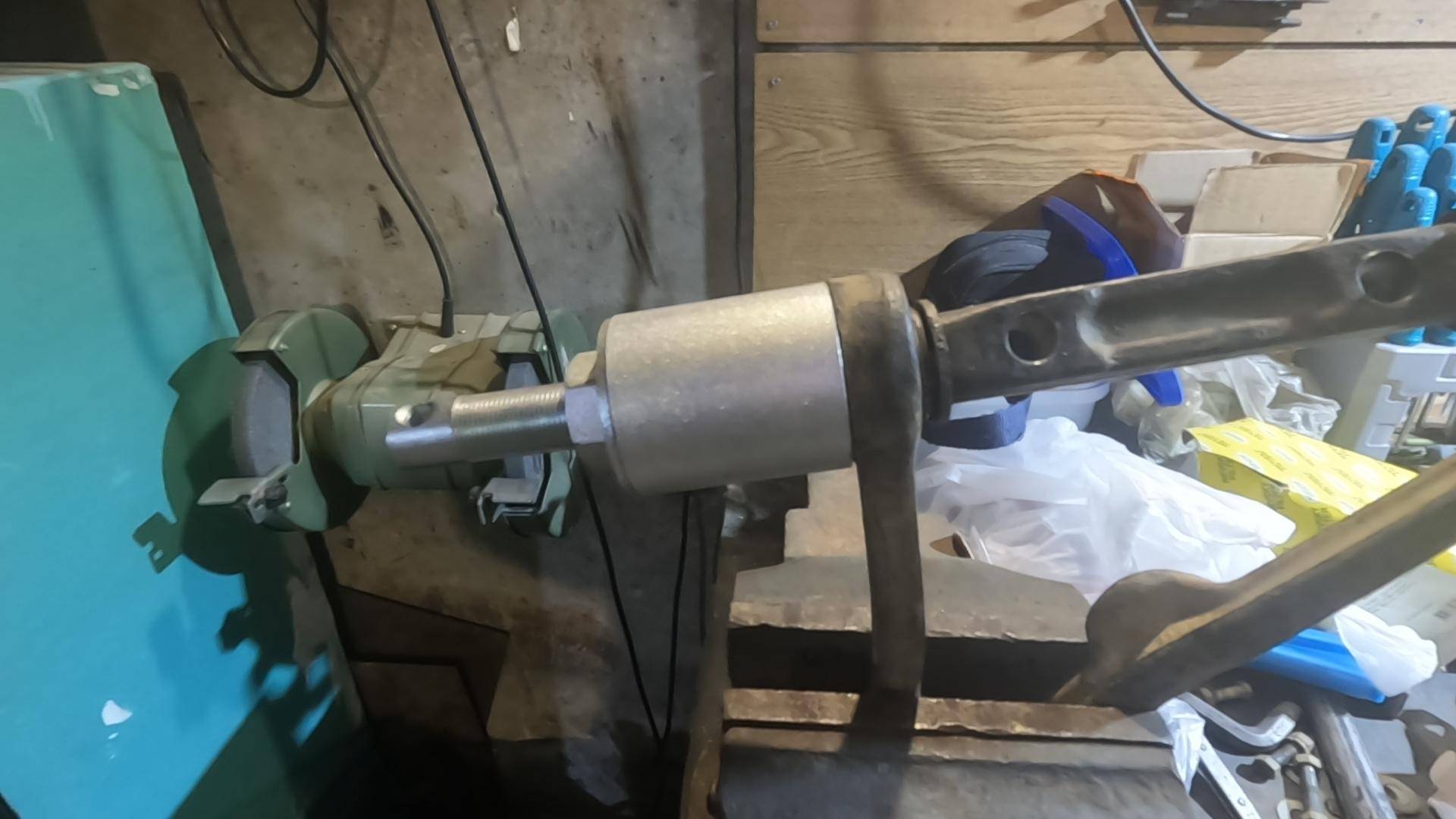 Ремонт подвески Нивы 2121 своими руками замена сайлентблоков верхнего рычага