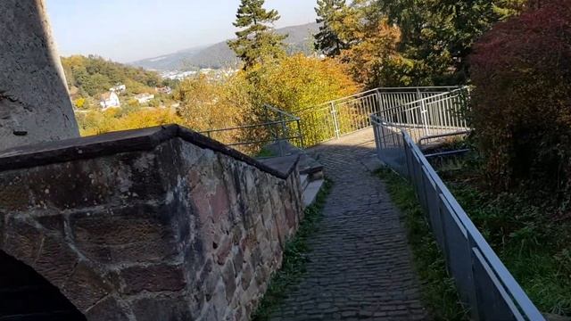 Two weeks in Marburg 2018-10-15 Вокруг замка смотреть онлайн