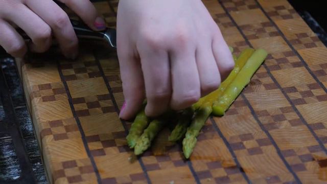 Отличный завтрак. ТАРТ с сыром и спаржей