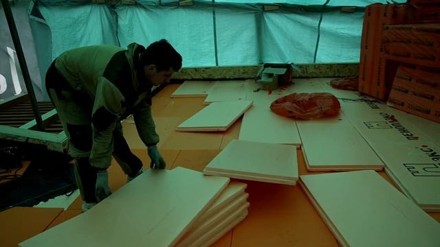 Плоская кровля с применением ПВХ-мембраны. смотреть онлайн