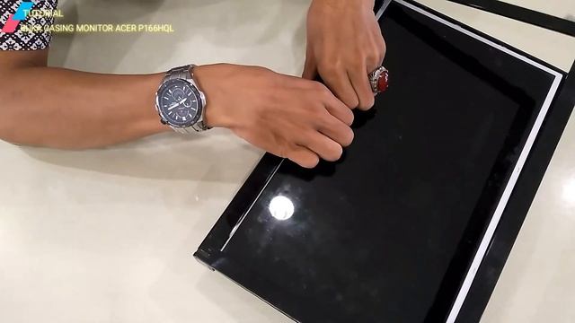 Cara Buka Casing LCD Monitor Acer Tipe P166HQL смотреть онлайн