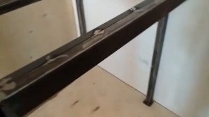 Лестница на второй этаж. Металлическая лестница на второй этаж. Лестница на второй этаж недорого.