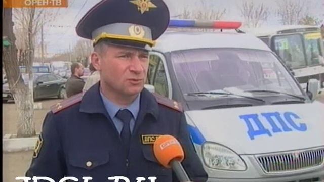 Большой автобус РАЗДАВИЛ БАБУШКУ УЖАС !!! смотреть онлайн