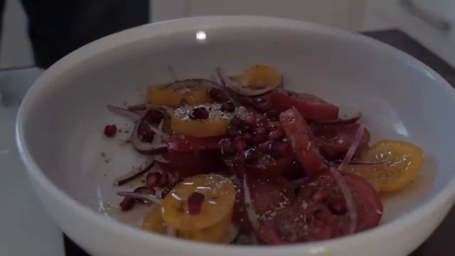 Greek Rainbow Salad - Tomatoes with Grilled Halloumi and Pomegranate by Theo Michaels Masterchef смотреть онлайн