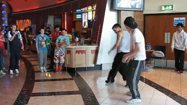 Step Up 3D Vue Cinema Dublin 014.AVI смотреть онлайн