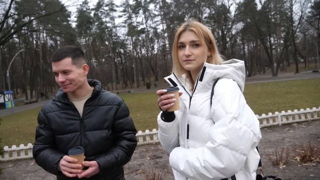 VLOG Гуляем с Настей и Артёмом. Ещё один принц Алисы смотреть онлайн