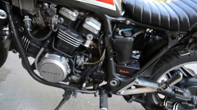 Honda VF750 Sabre (1985) - caferacer sound p2 смотреть онлайн