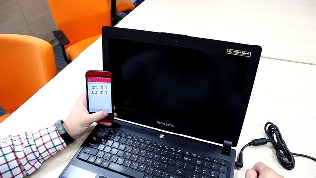 【Mobile01】Gigabyte P35X v3 開機速度測試 смотреть онлайн