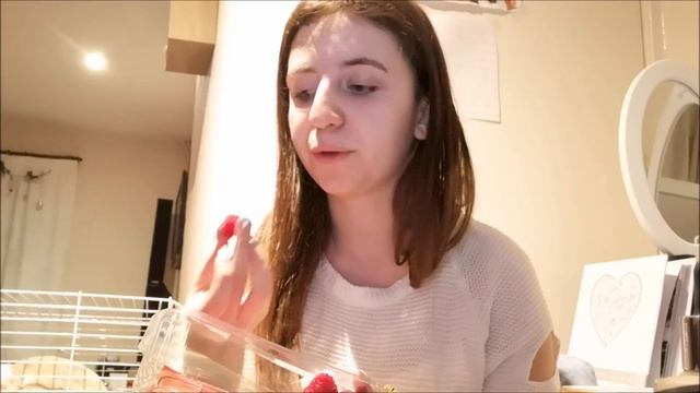 Много покупок, кисти,все ресницы выпали,истории с работы