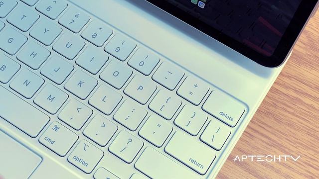 M1 12.9" mini LED iPad Pro Replaced My MacBook Pro? | WB Ep. 19 смотреть онлайн