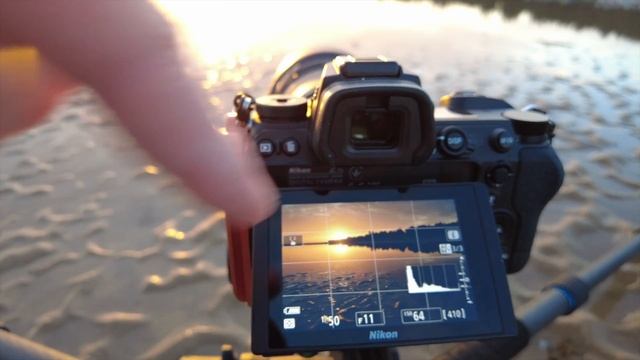 Using the Nikon Z24-120mm f4 on the best coastal sunrise I have ever seen. смотреть онлайн