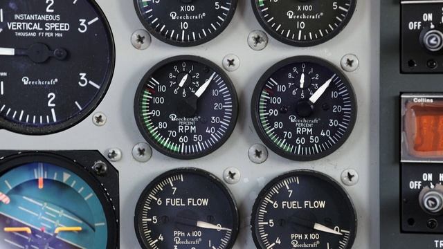 Tips & Techniques: PT6 Engine Start смотреть онлайн