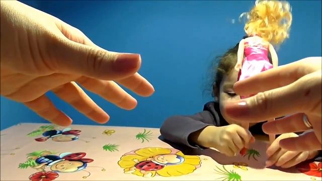 Как развивать мелкую моторику у ребёнка / Какие игры развивают мелкую моторику / Пальчиковая игра смотреть онлайн