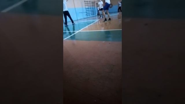 Волейбол 10-11 класс смотреть онлайн