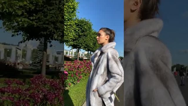 Шуба норковая, мех канадский, модель "Кокон", пошив в роспуск, цвет "Крестовка", воротник английски смотреть онлайн