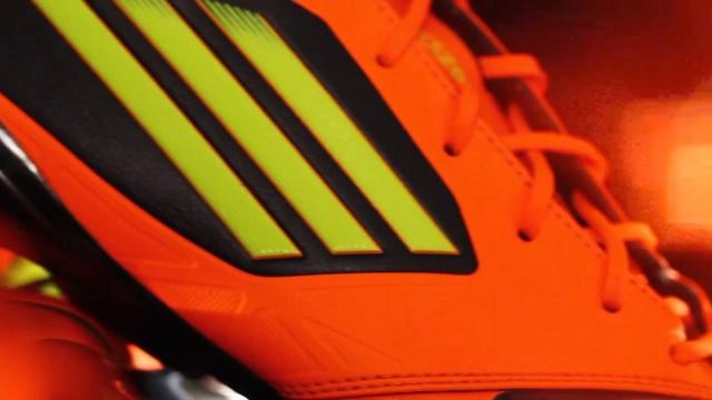 Adidas AdiZero MiCoach смотреть онлайн