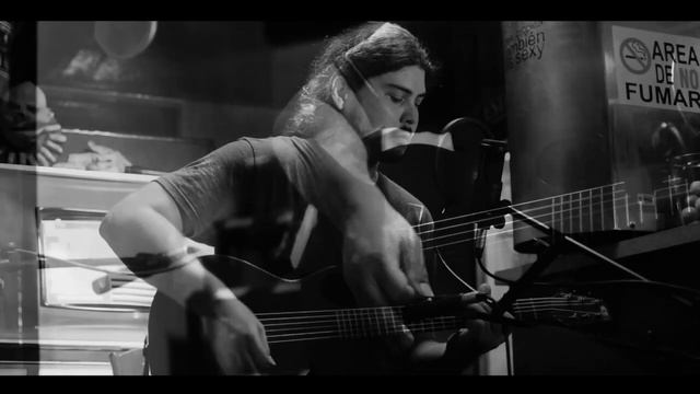 Hard Times by Ray Charles, performed by Eric Louis смотреть онлайн