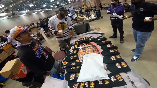 $1400 FOR $2000 PAIR? CASHING OUT STEALS & DEALS AT THE JUSNICE SNEAKER CONVENTION IN ATLANTIC CITY смотреть онлайн