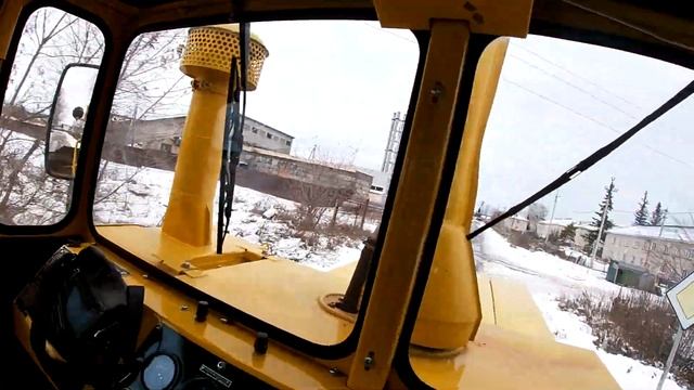 Трактор Кировец, подготовка к зимнему сезону, первый выезд на уборку снега смотреть онлайн