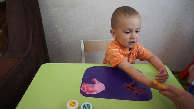 Делаем с Тимурчиком Аквариум с Рыбками Поделки для Детей Рисуем с Ребёнком Рыбок Красками смотреть онлайн