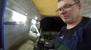 Приора как заменить моторчик печки с конд HALLA без разрезания, подробно.