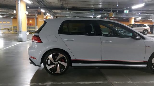 VW GOLF 7.5 GTI смотреть онлайн
