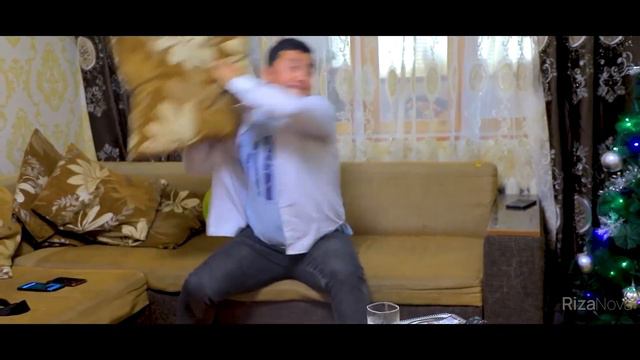 Shapaloq - Yangi Yil Mojarosi (hajviy Ko'rsatuv)