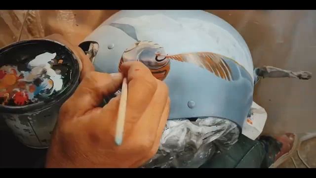 Airbrushing On The Helmet\Роспись шлема «Снитч»
