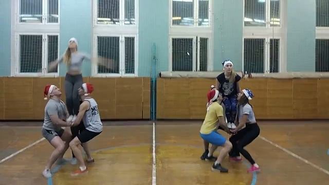 Новый год Атом Чир Микс смотреть онлайн