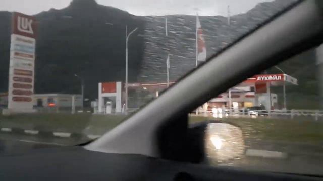 Море по улице. Как мы жили с керосиновой лампой, на растопку кизяки, курай, дрова, уголь? КАРАЧАЕВС смотреть онлайн