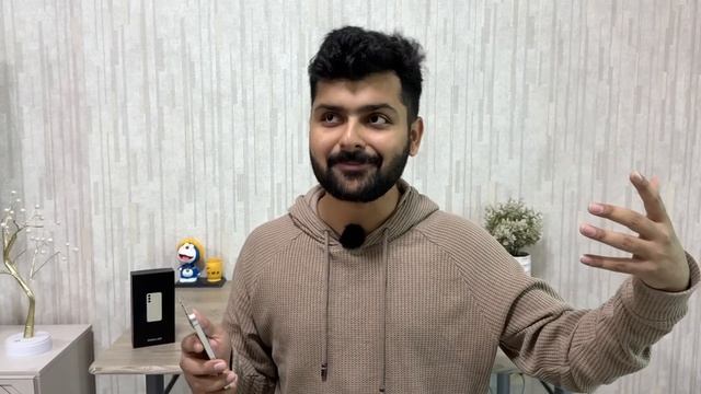 Samsung Galaxy S24 Unboxing & 48 Hour Review with Camera Test In Dubai: Better Than iPhone 15? смотреть онлайн