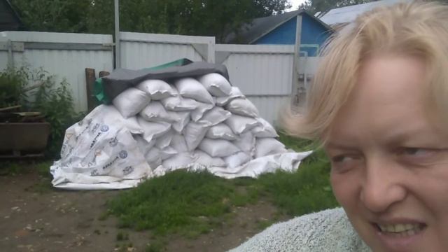 Текучка - Привезли зерно. Перощипальная машина из стиральной машины. смотреть онлайн