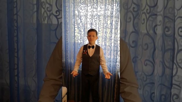 "Майский вальс", автор М. Ясень, музыка - И.Лученок,исполняет Максим Фатеев, ДШИ №6,г.Самара. смотреть онлайн