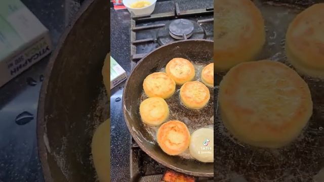 Сырники с манкой смотреть онлайн